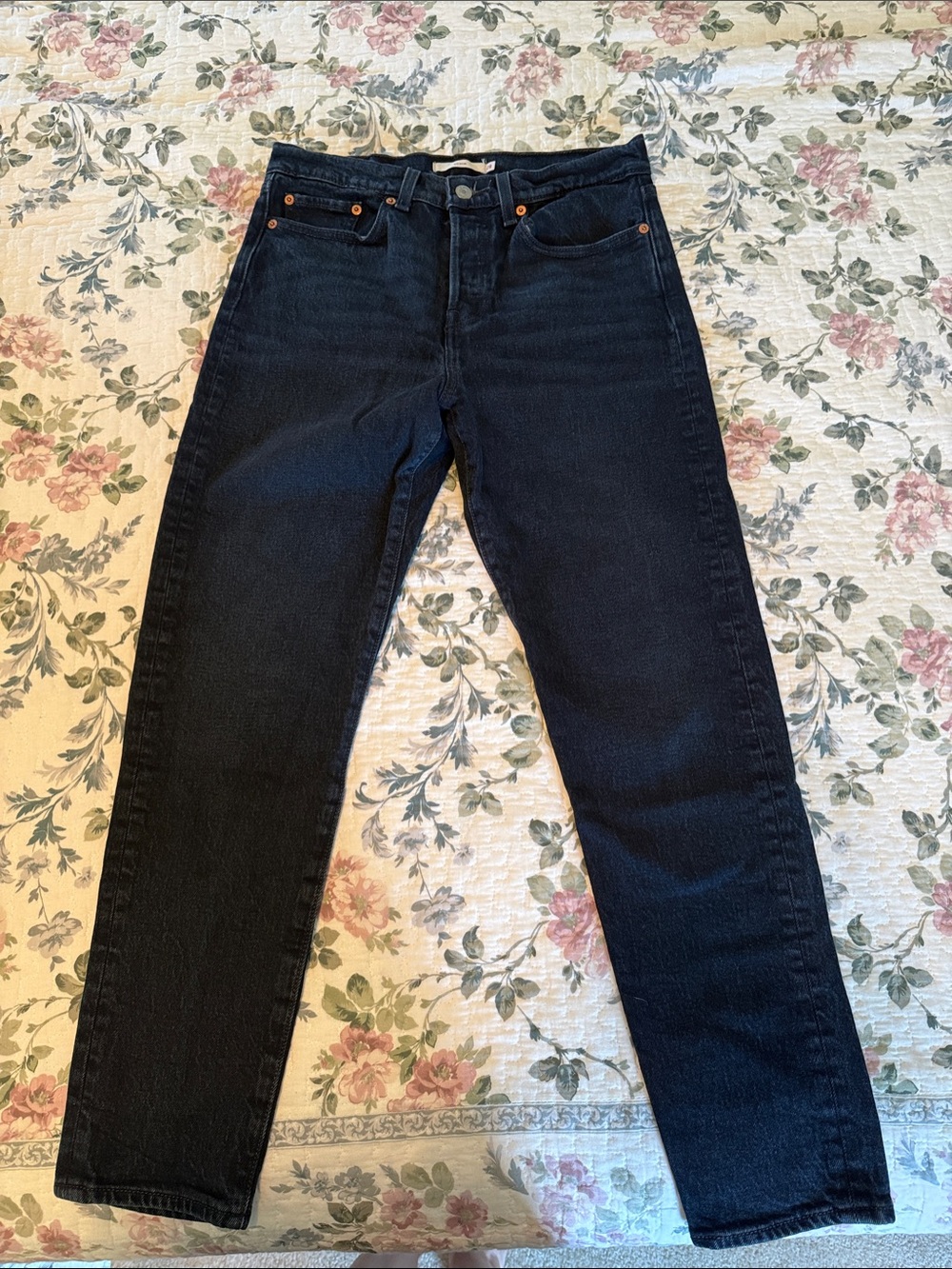 Levi's High-Rise Black Straight-Leg Jeans